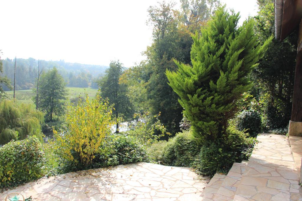 Pre Le Duc Villa Broglie Exteriör bild