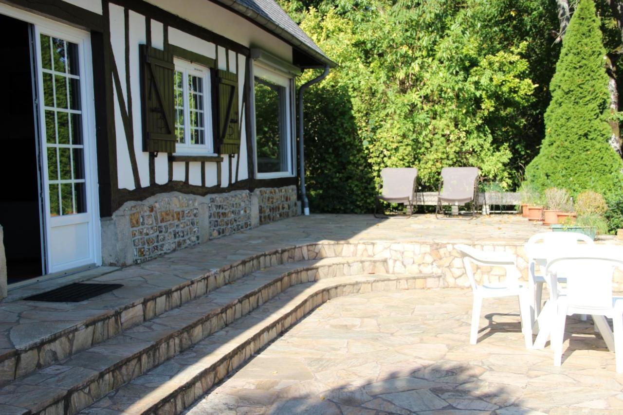 Pre Le Duc Villa Broglie Exteriör bild